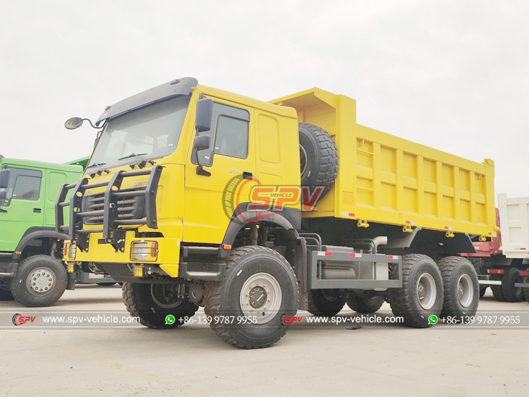 Sinotruk 6X6 Off-road Dump Truck - Front Left Side